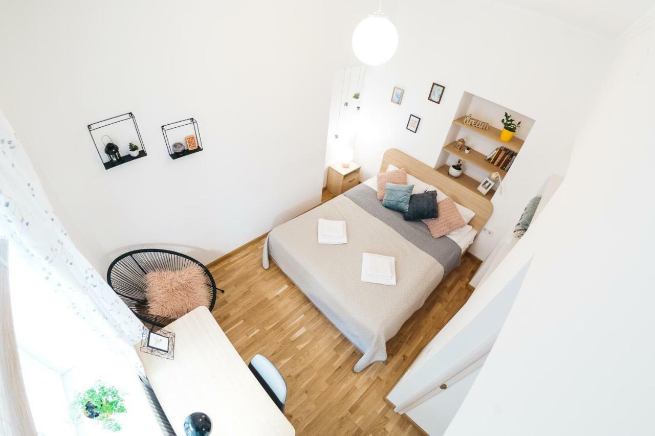 Krakivska 24 Apartment Lviv Ngoại thất bức ảnh